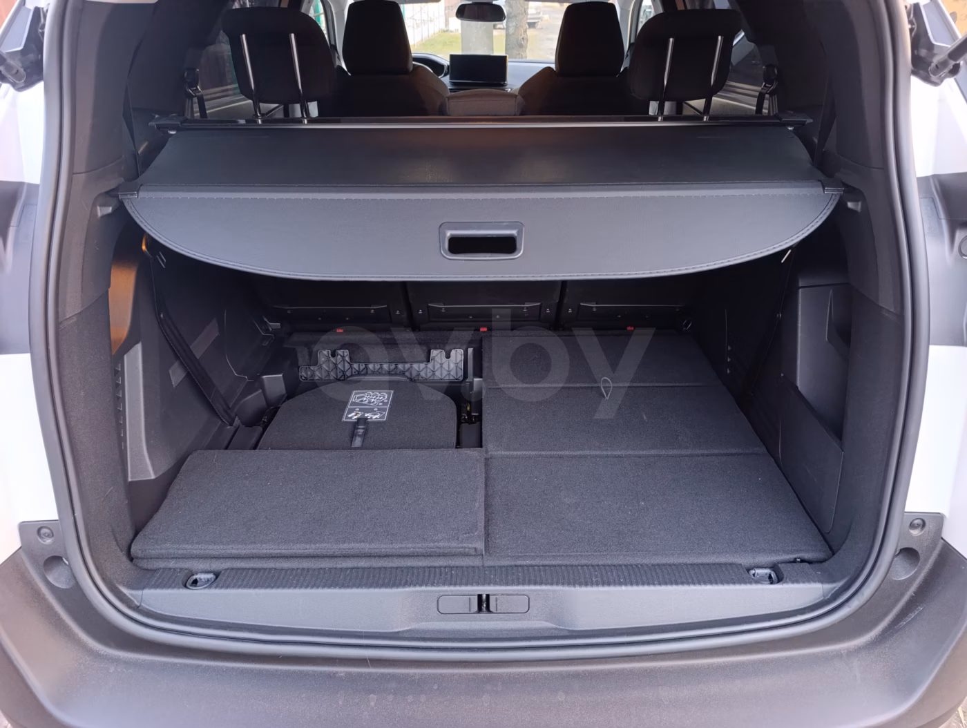 Peugeot 5008 фото 13