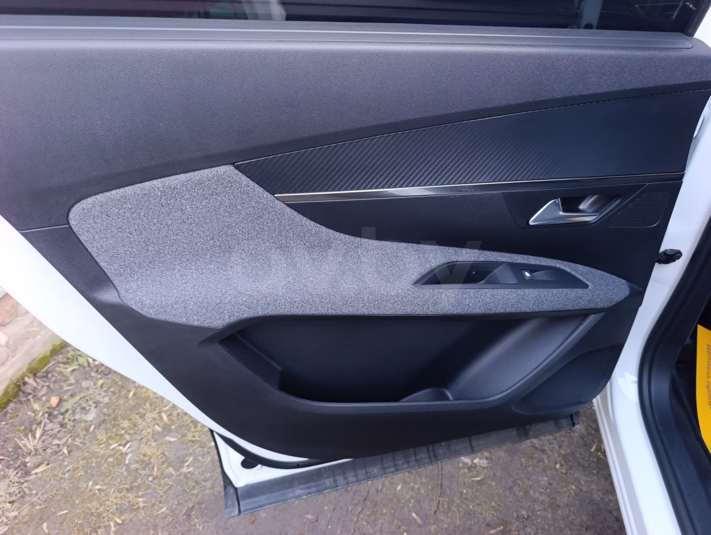 Peugeot 5008 фото 16