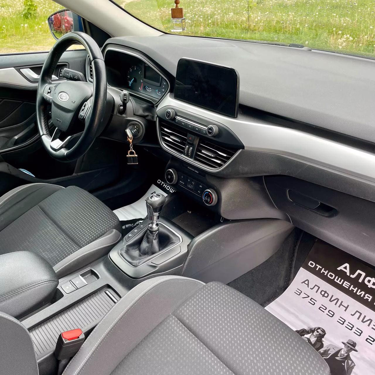 Ford Focus фото 12