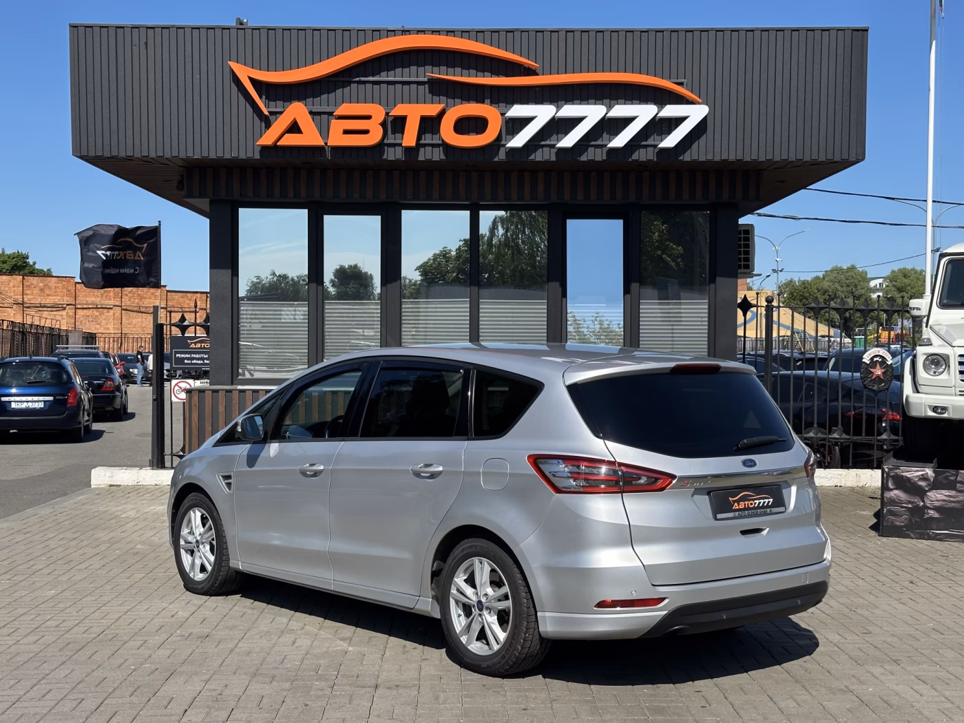 Ford S-MAX фото 4