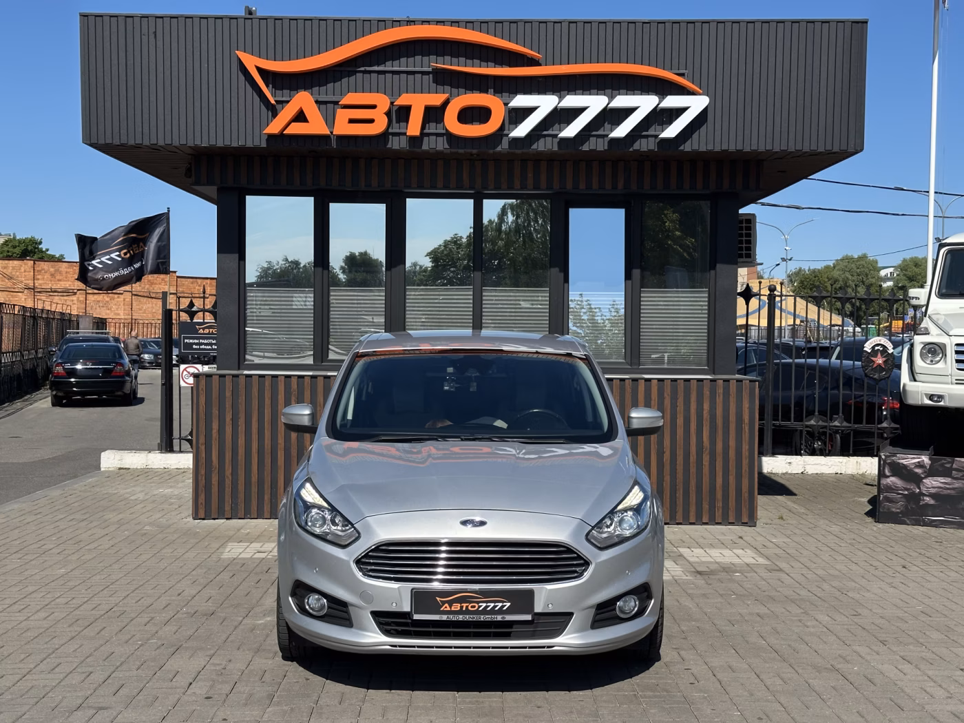 Ford S-MAX фото 6