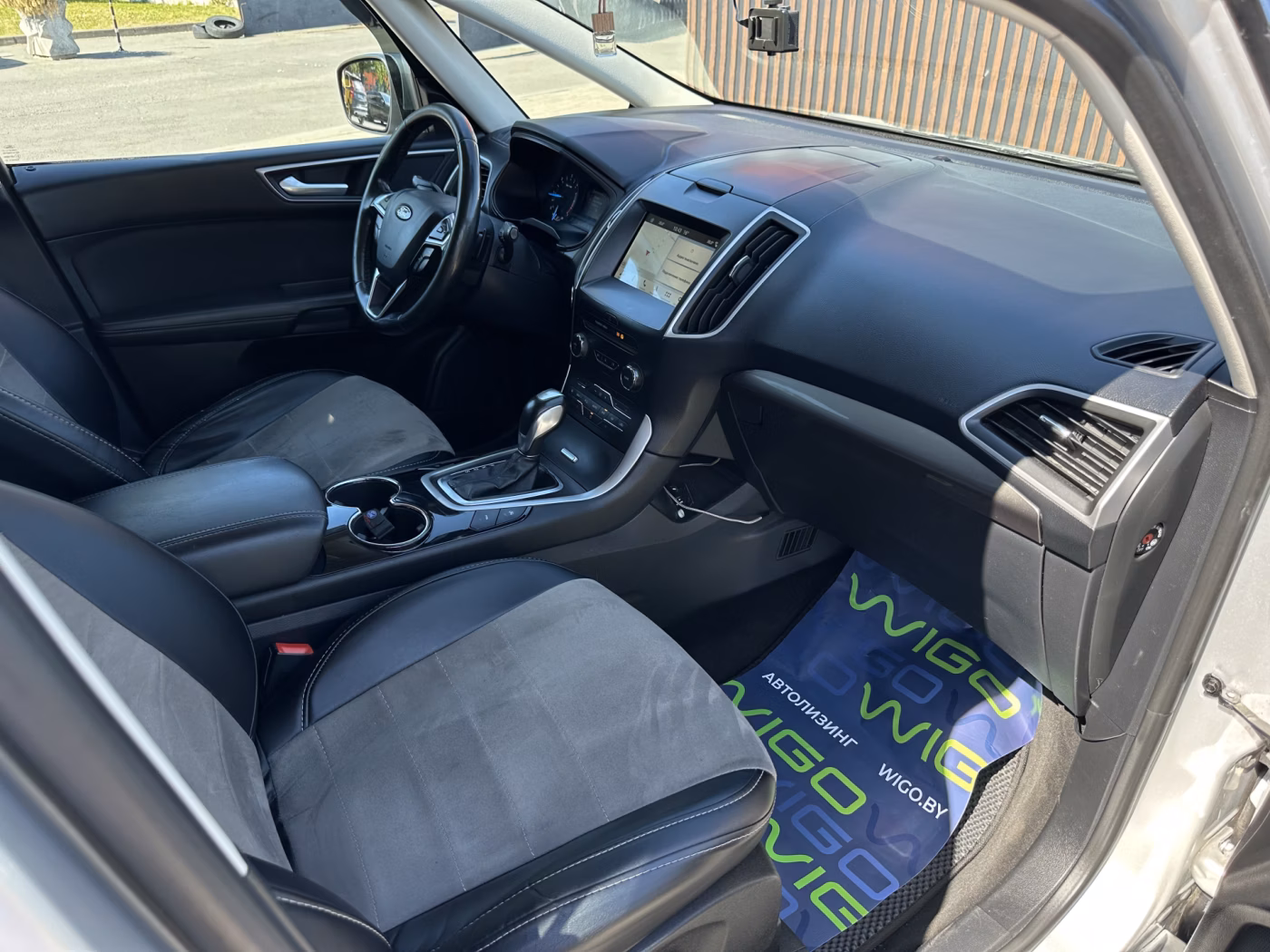Ford S-MAX фото 11