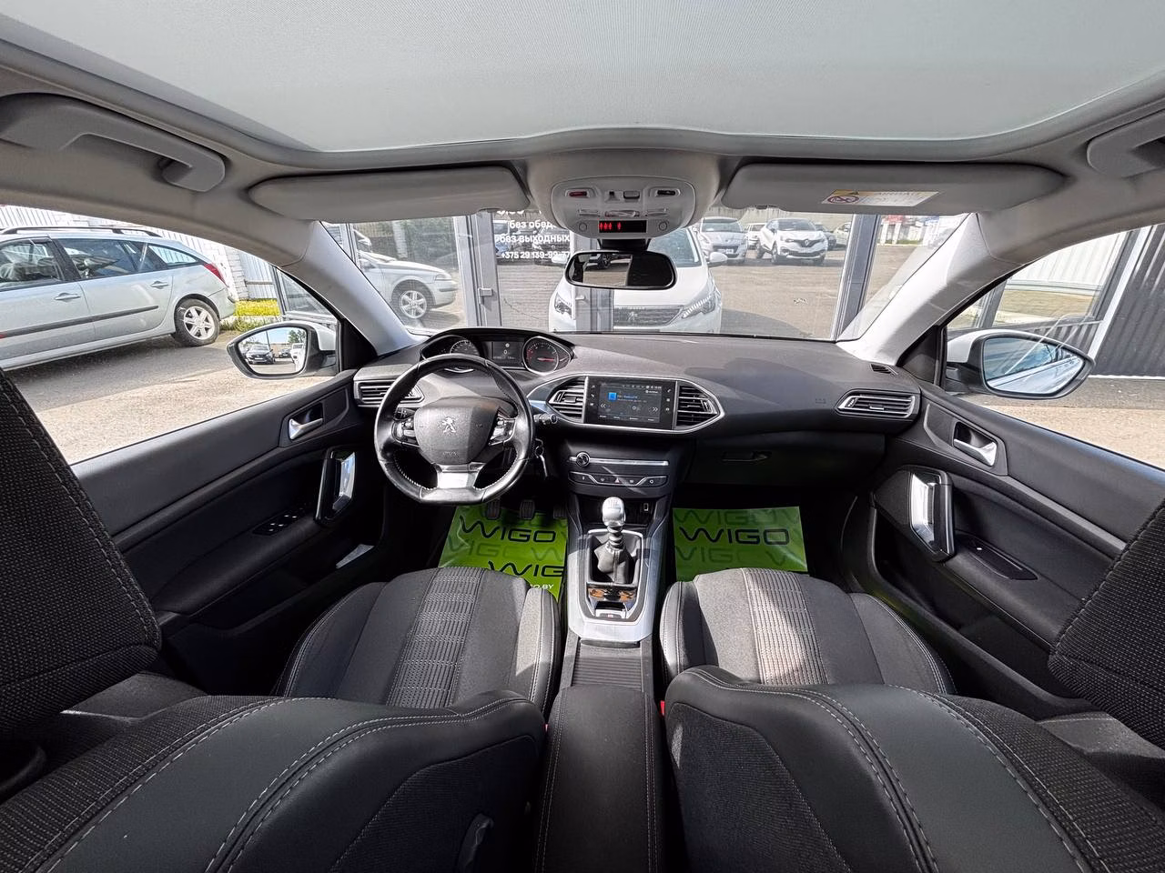 Peugeot 308 фото 10