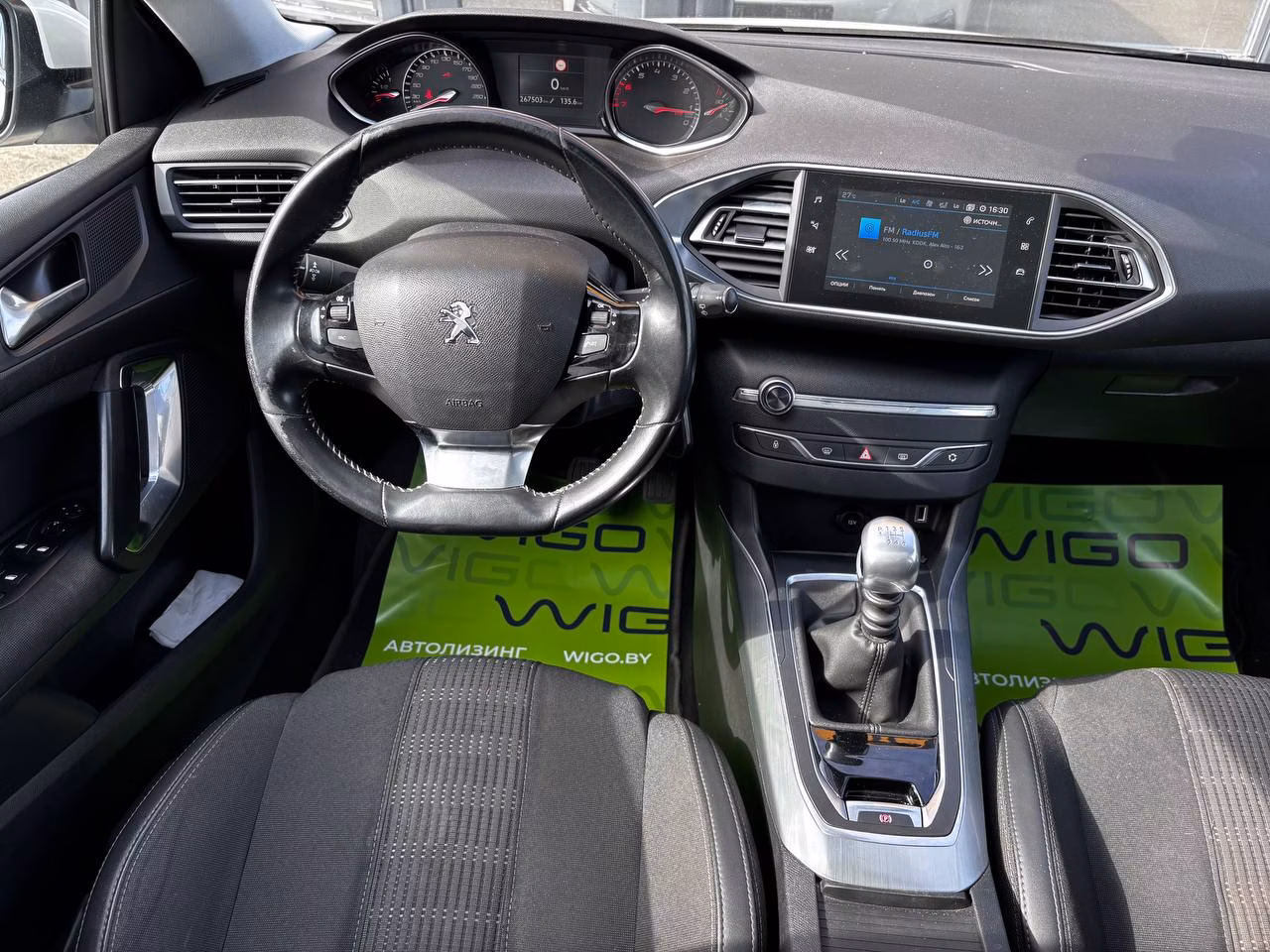 Peugeot 308 фото 11