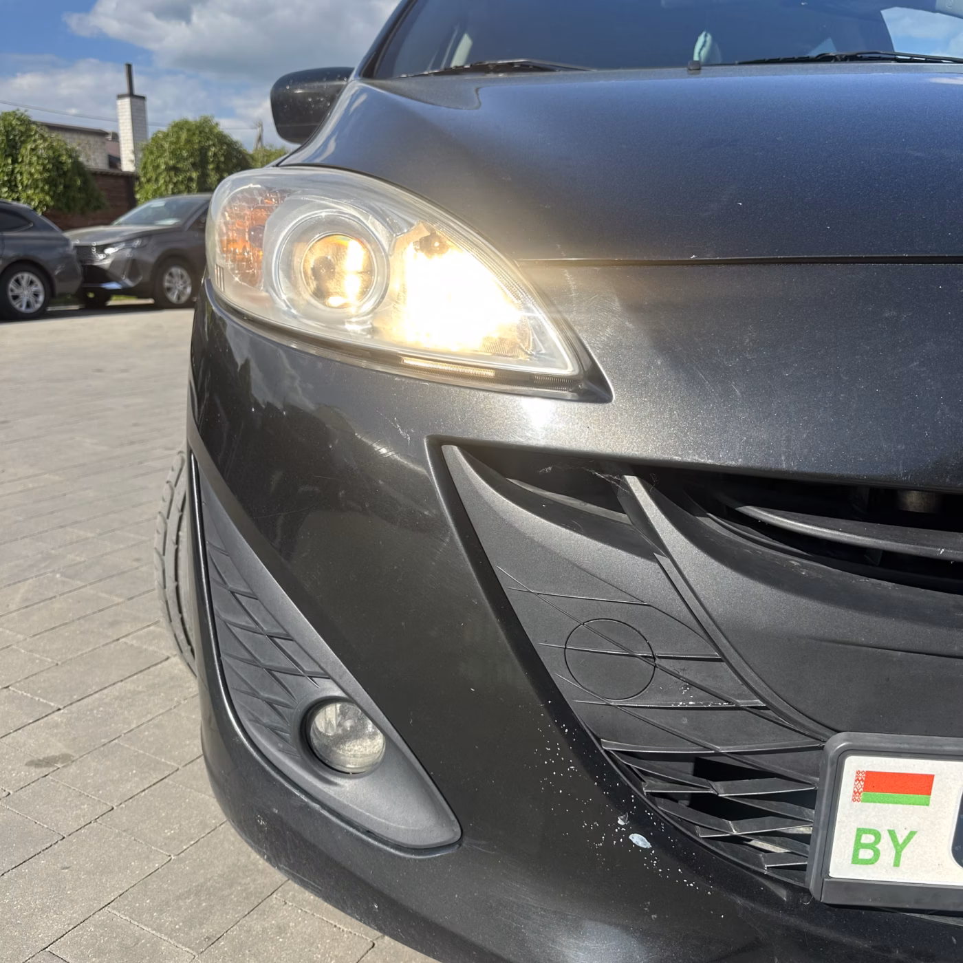 Mazda 5 фото 8
