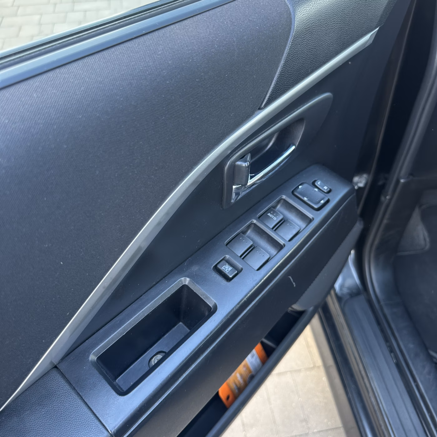 Mazda 5 фото 9