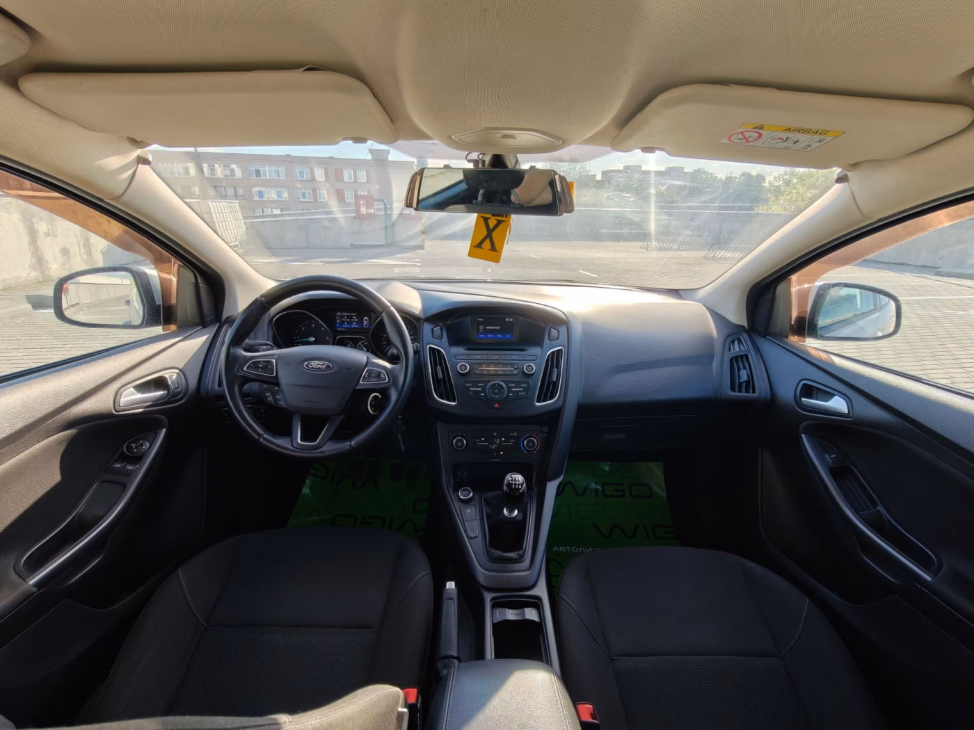 Ford Focus фото 8