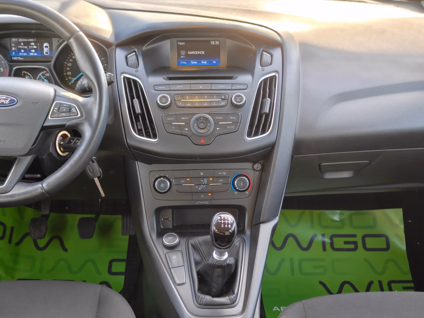 Ford Focus фото 10