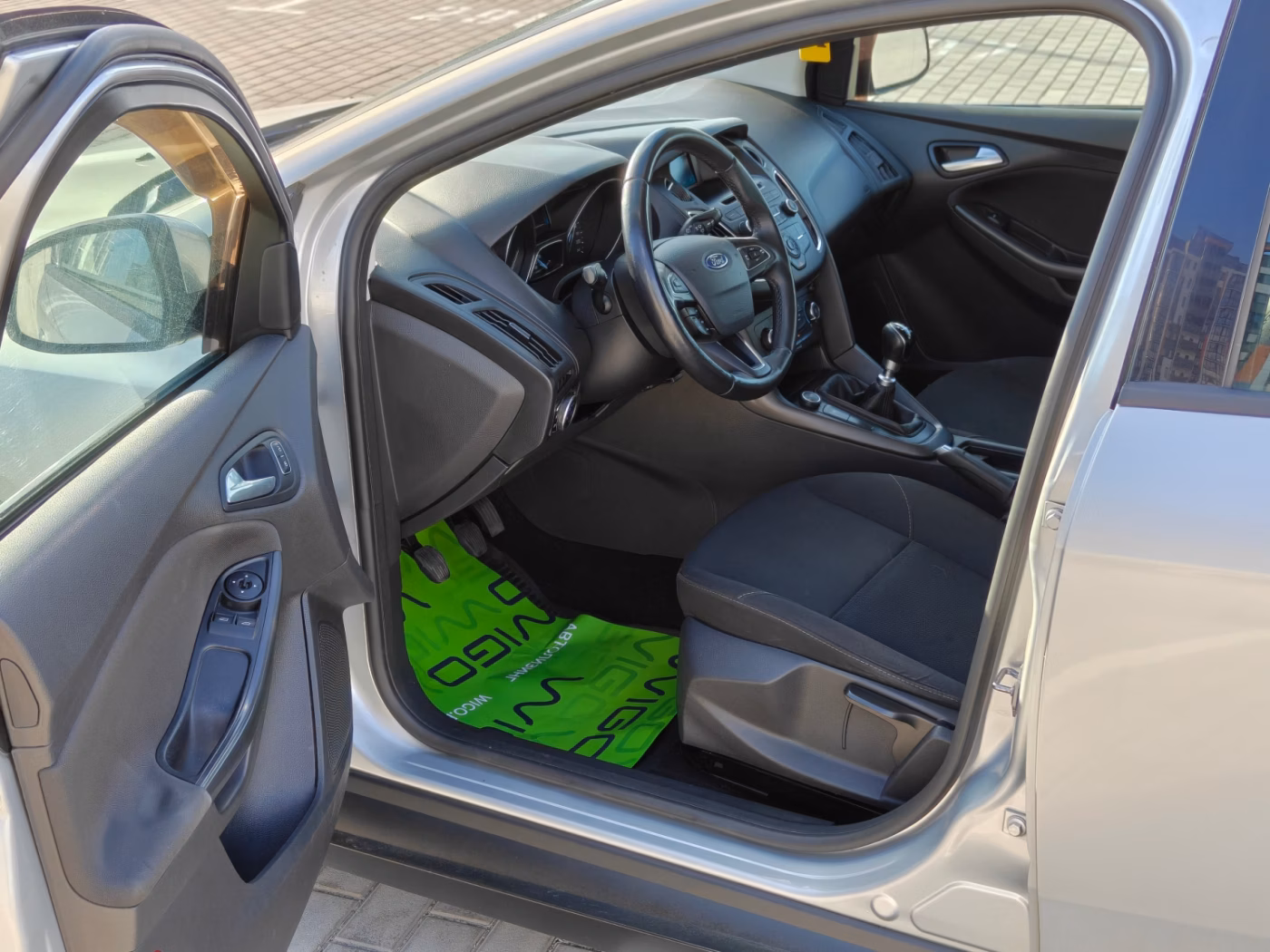 Ford Focus фото 11