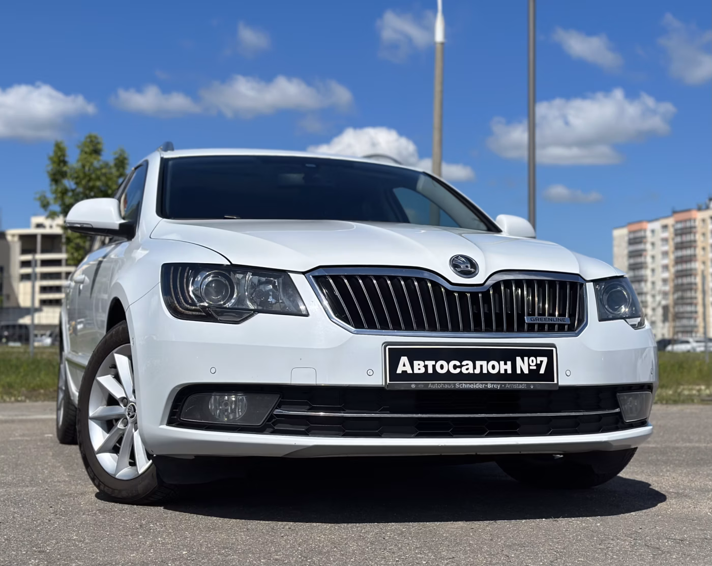 Skoda Superb фото 3