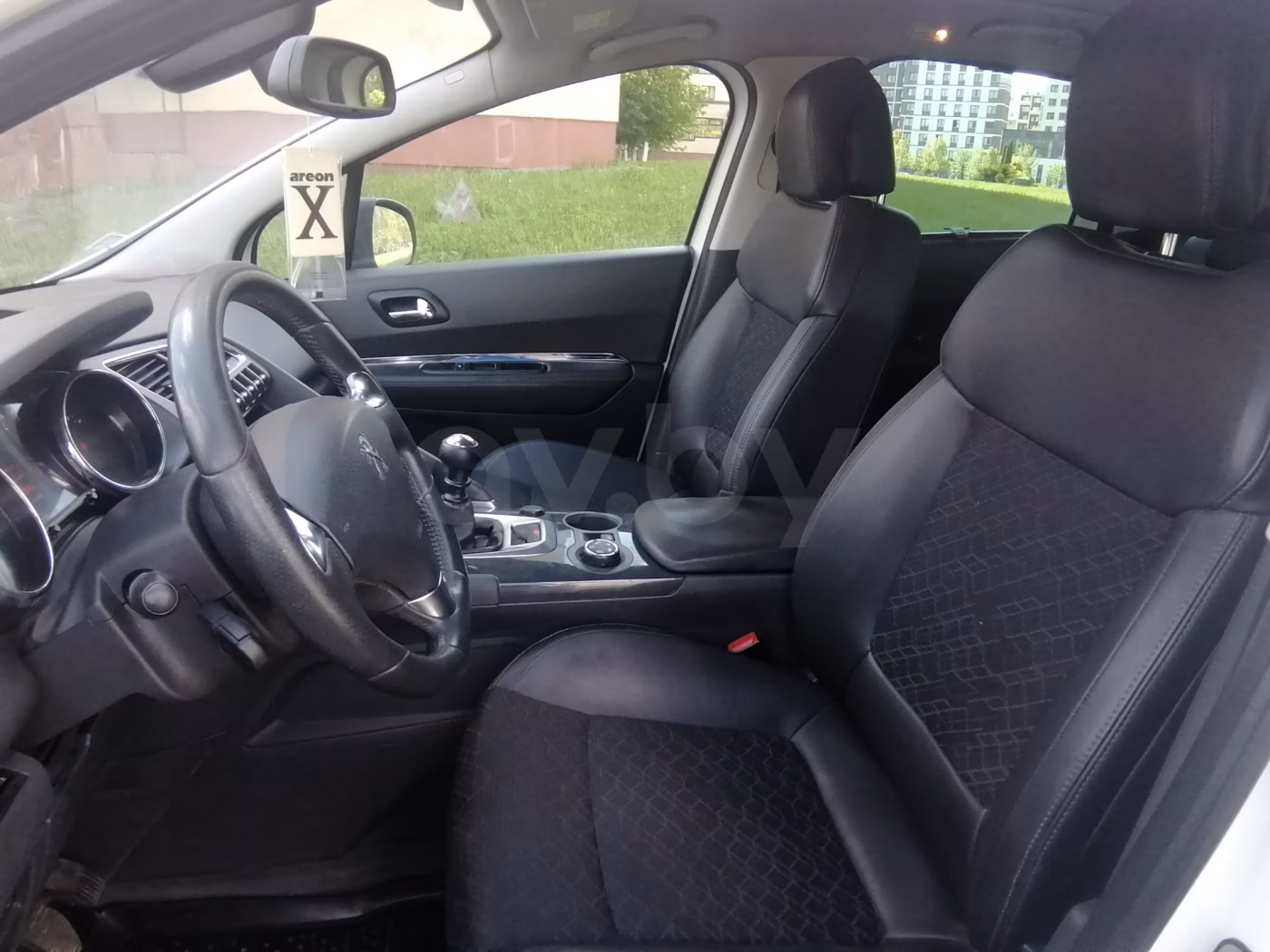 Peugeot 3008 фото 16
