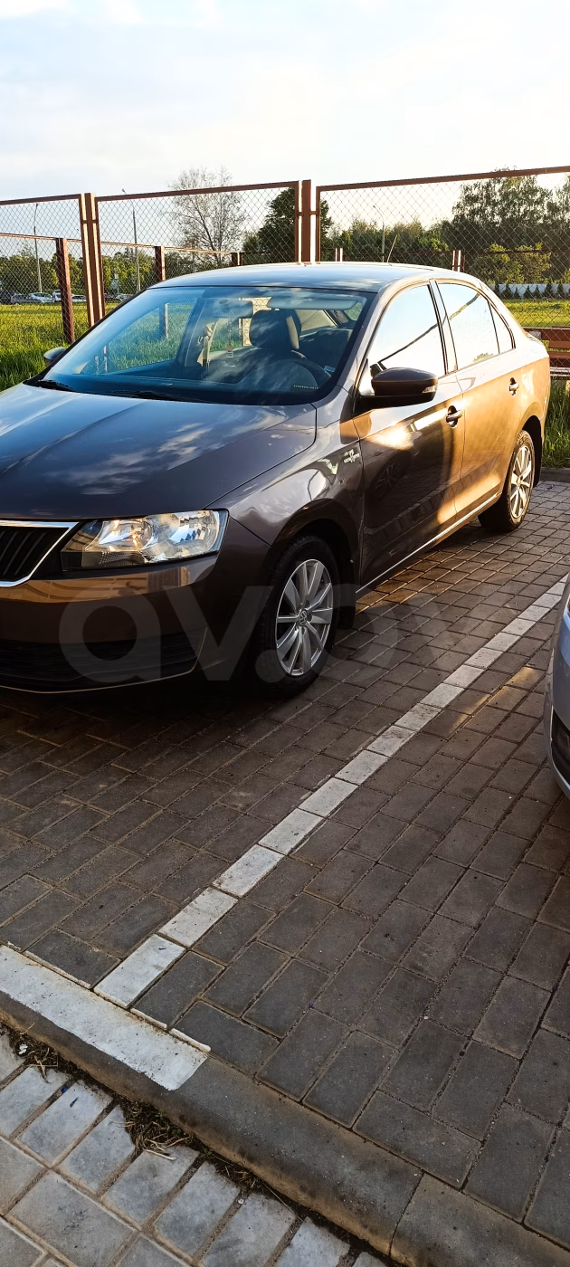 Skoda Rapid фото 4