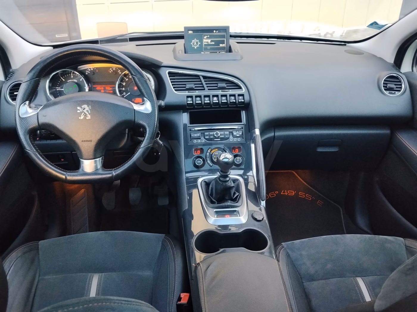 Peugeot 3008 фото 9