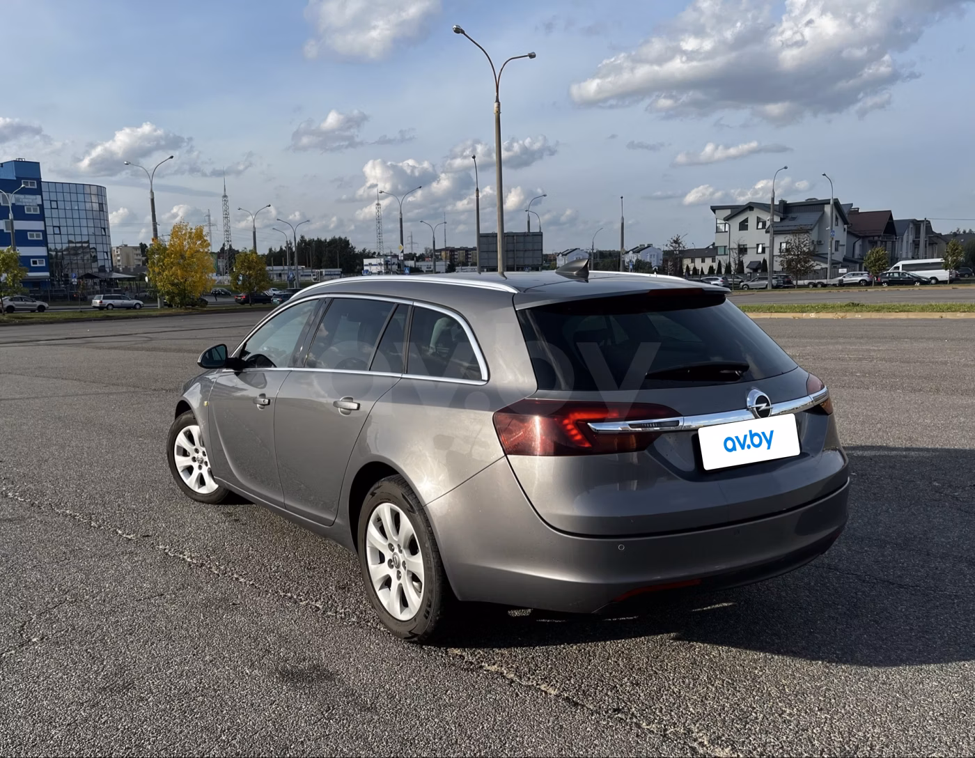 Opel Insignia фото 7