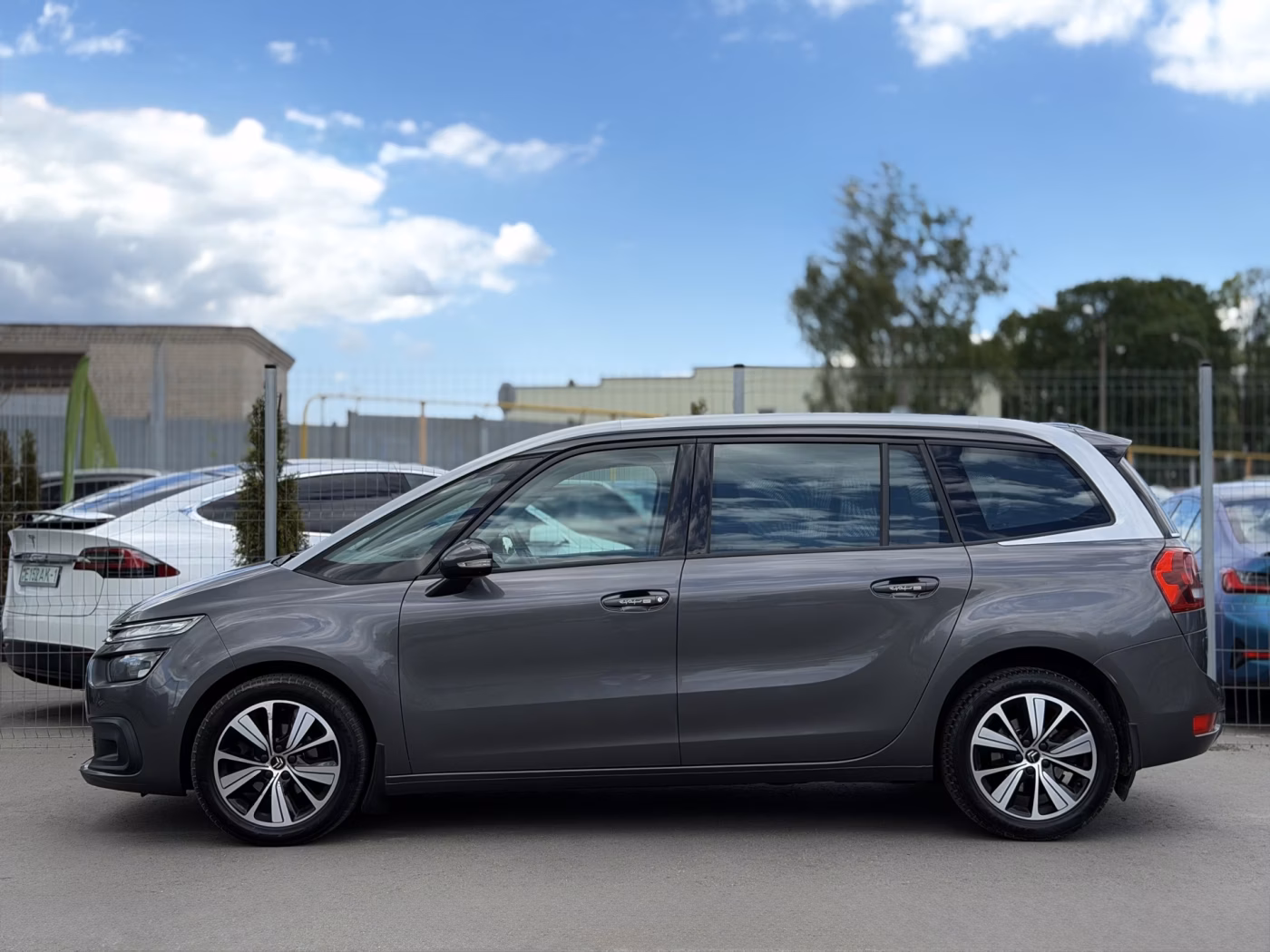 Citroen C4 Grand Spacetourer фото 10