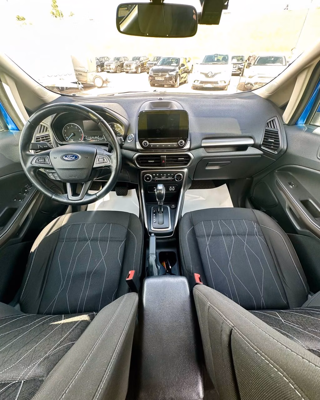 Ford EcoSport фото 9