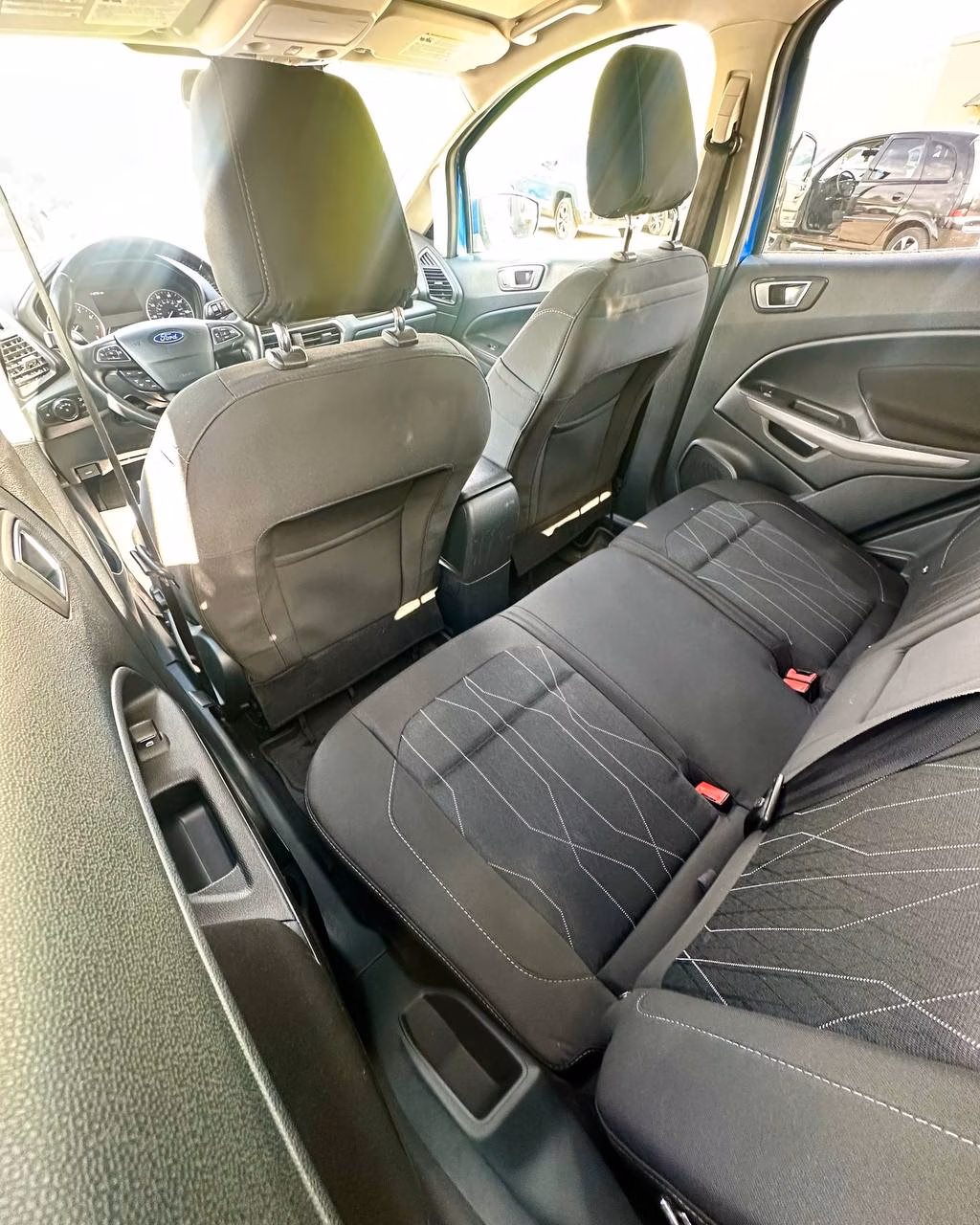 Ford EcoSport фото 20