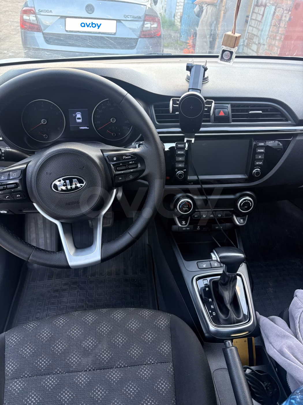 Kia Rio фото 8