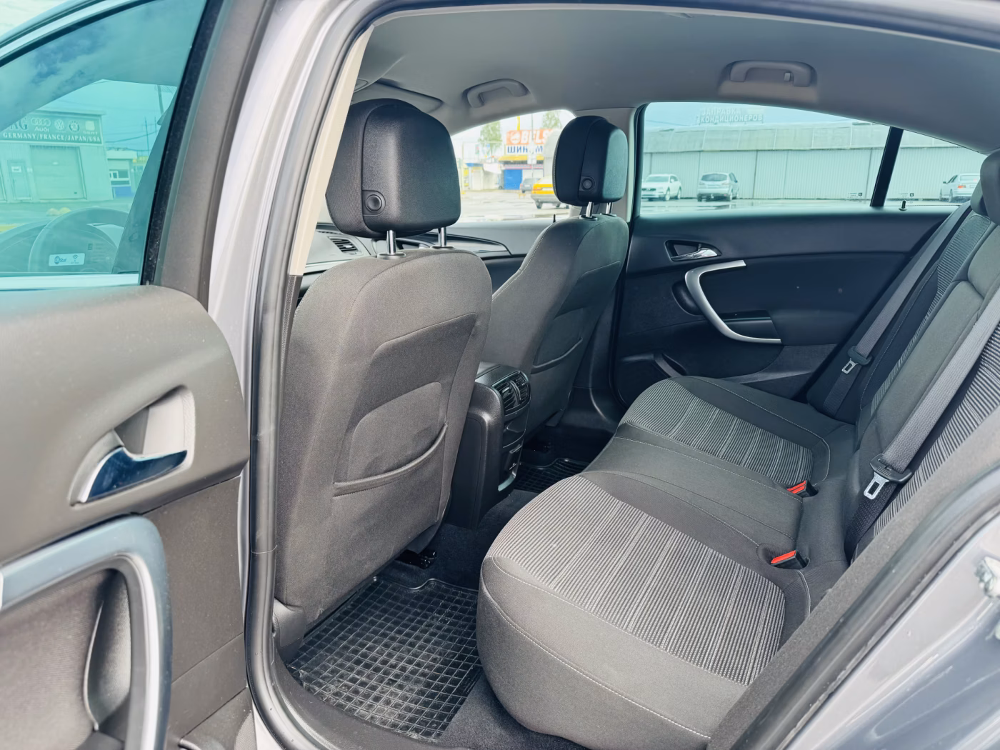 Opel Insignia фото 6