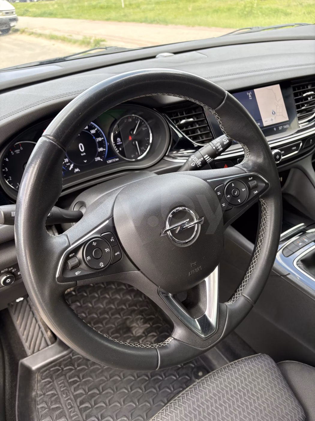Opel Insignia фото 9