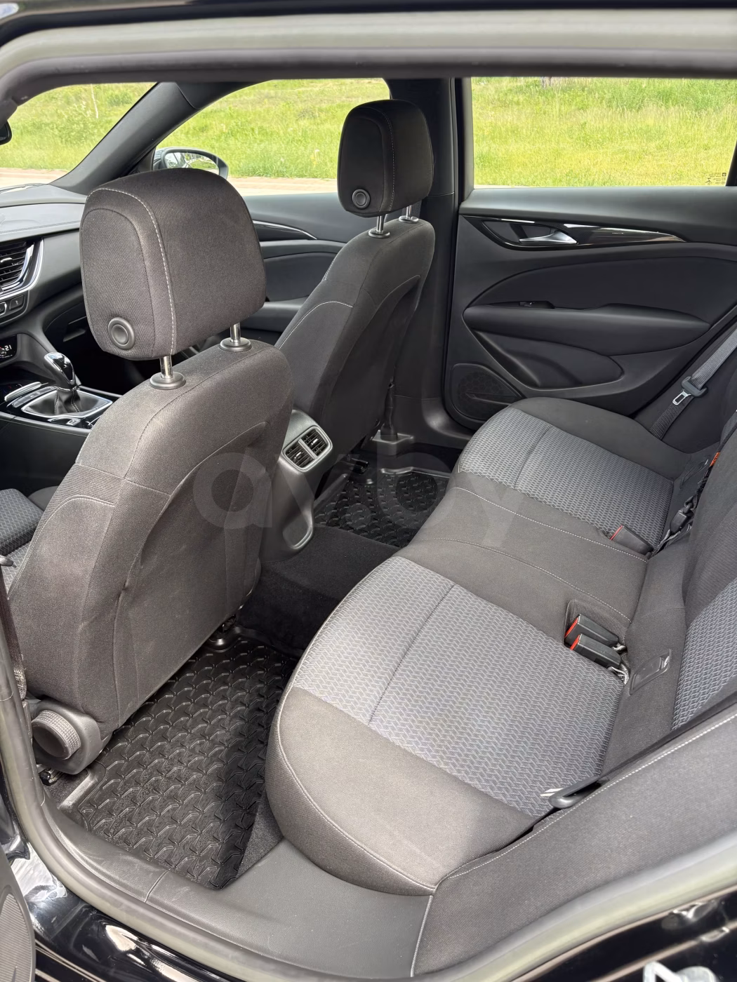 Opel Insignia фото 15
