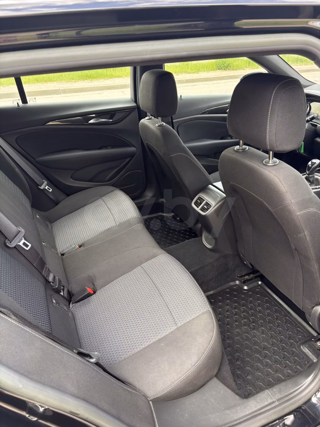 Opel Insignia фото 16