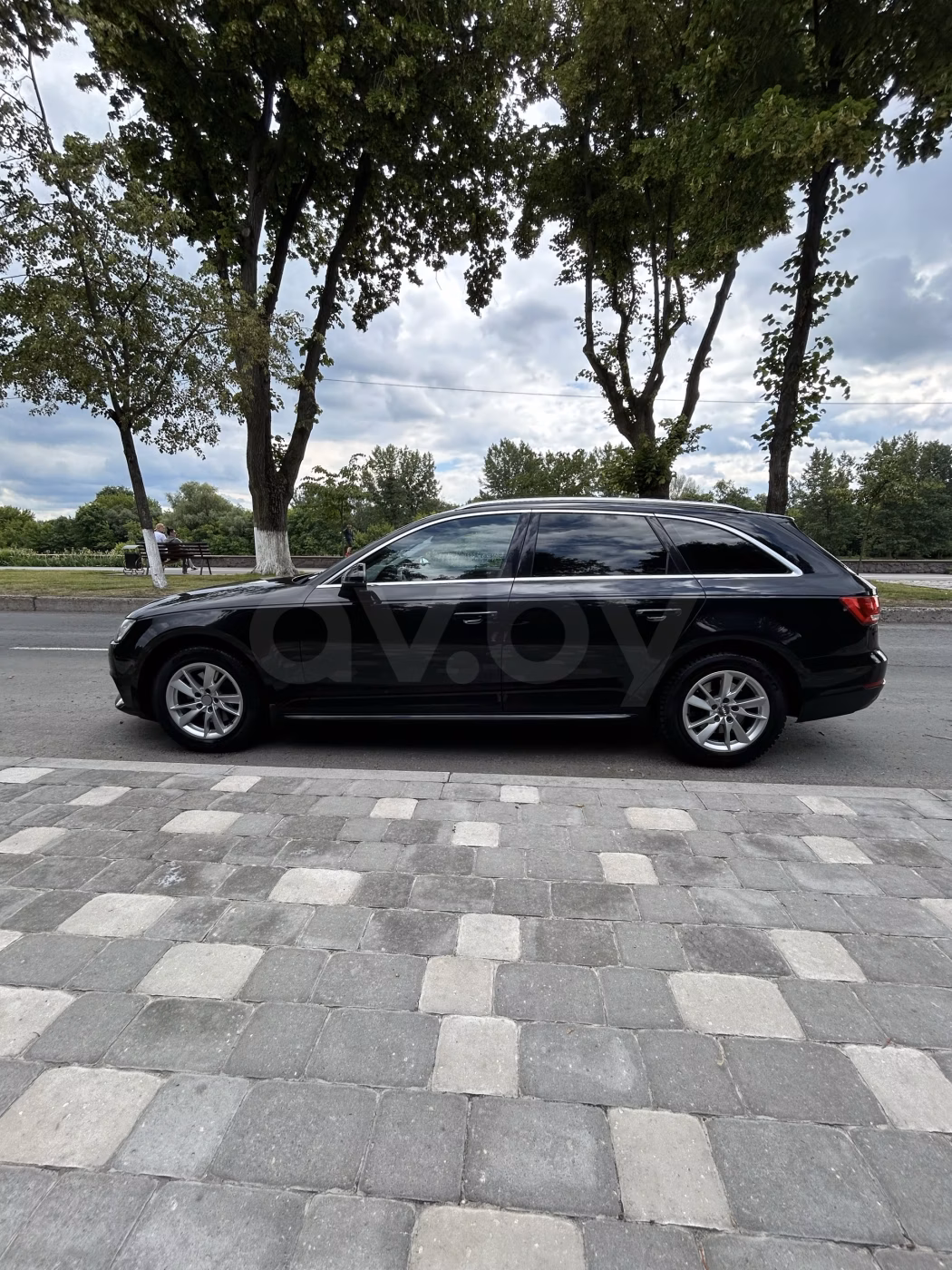 Audi A4 фото 7