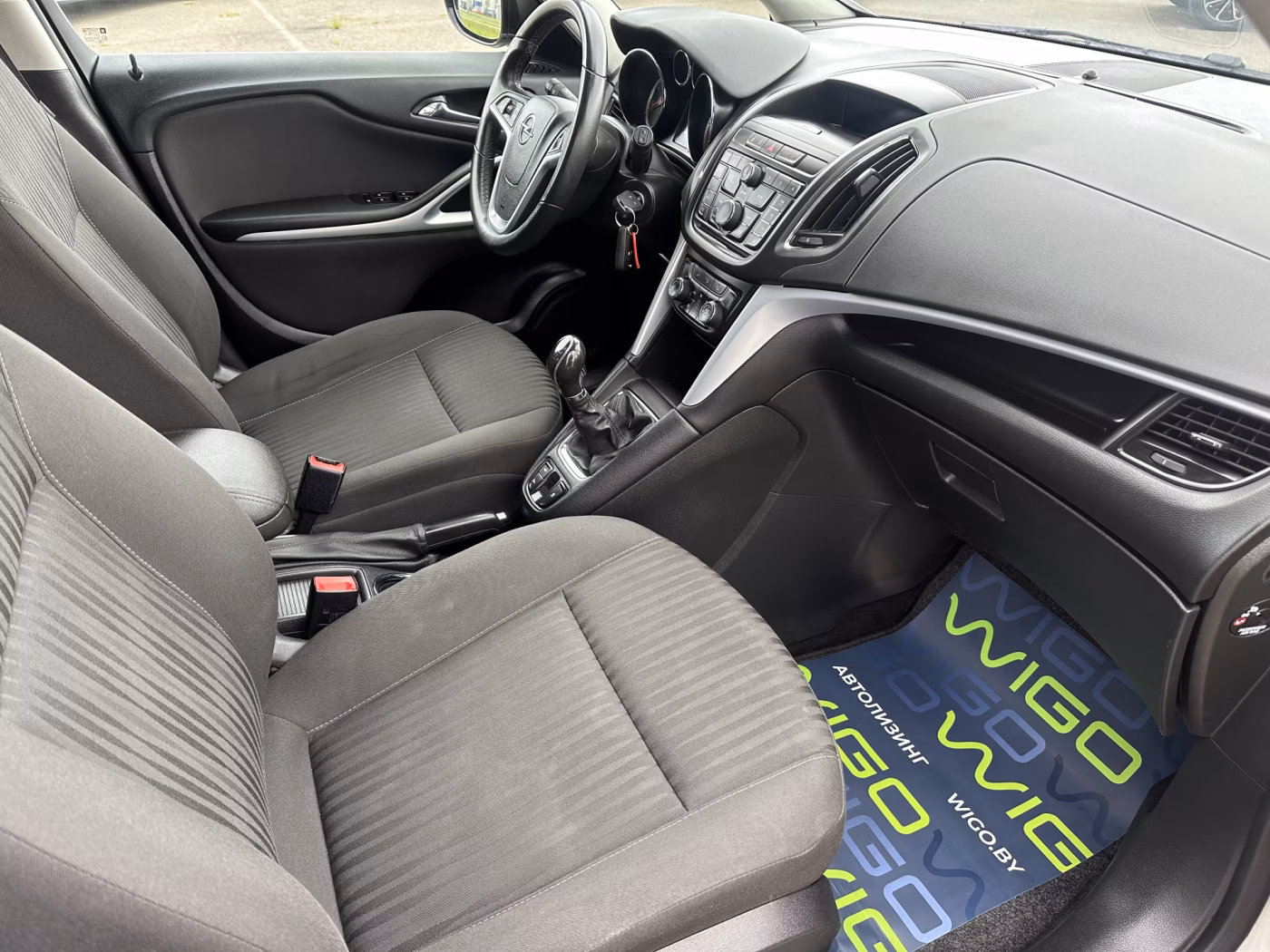 Opel Zafira фото 12