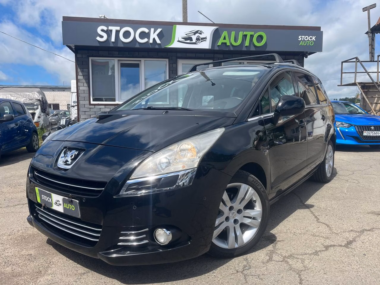 Peugeot 5008 фото 3