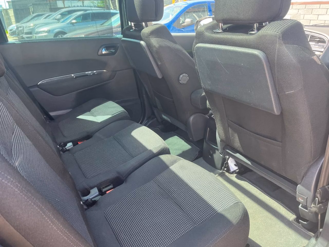 Peugeot 5008 фото 15