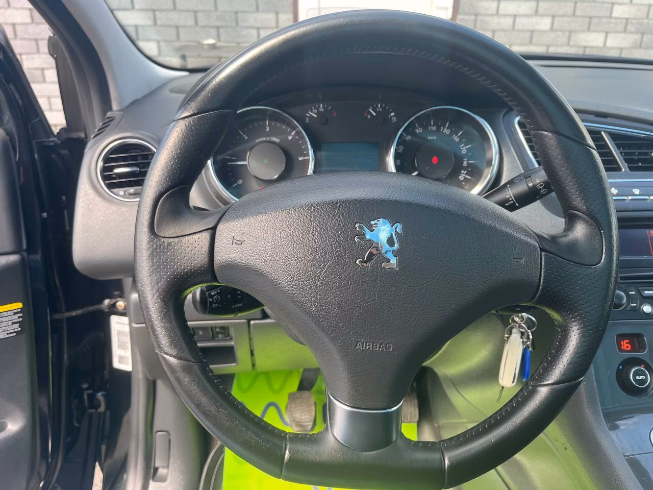Peugeot 5008 фото 19