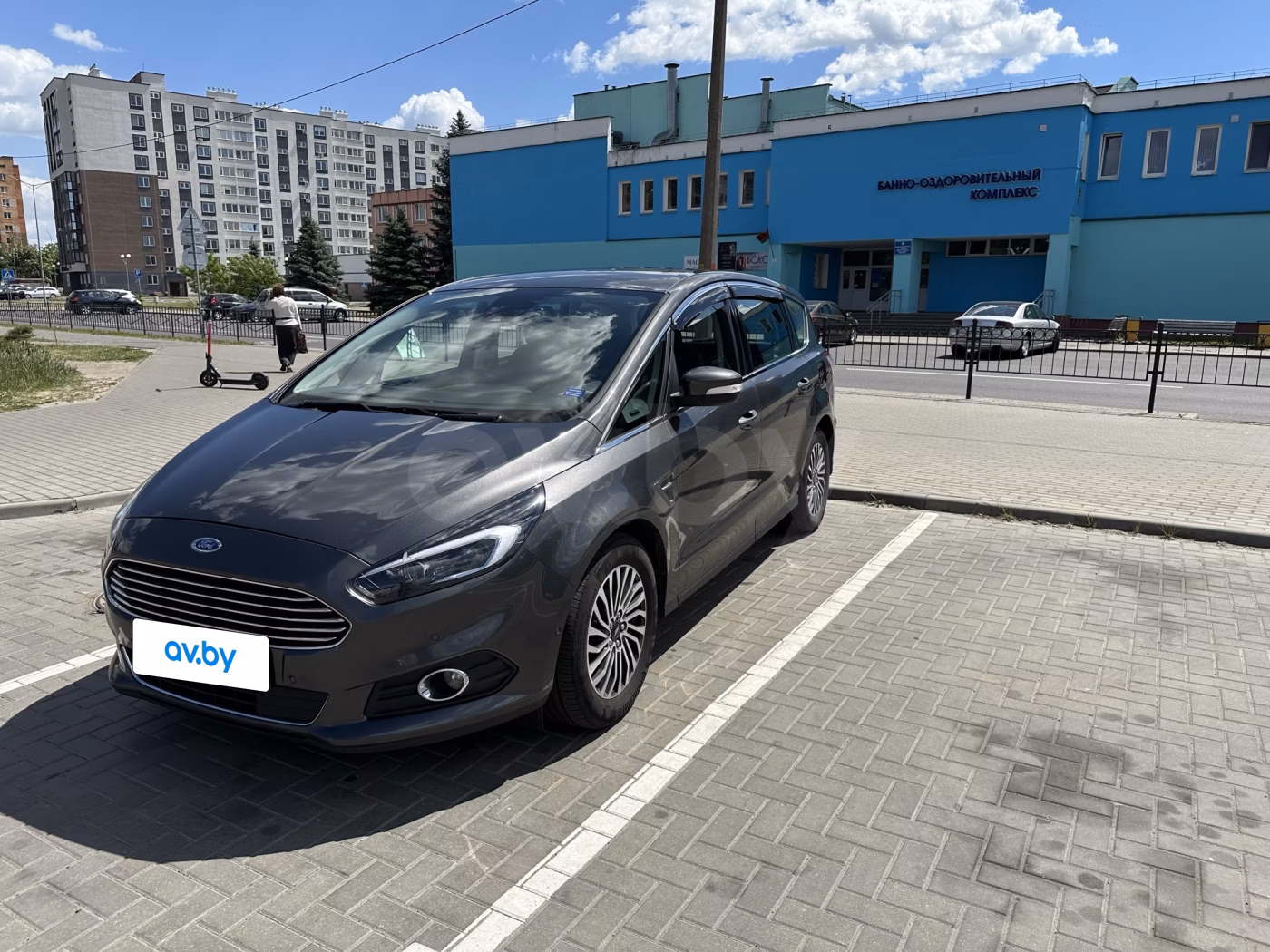 Ford S-MAX фото 2