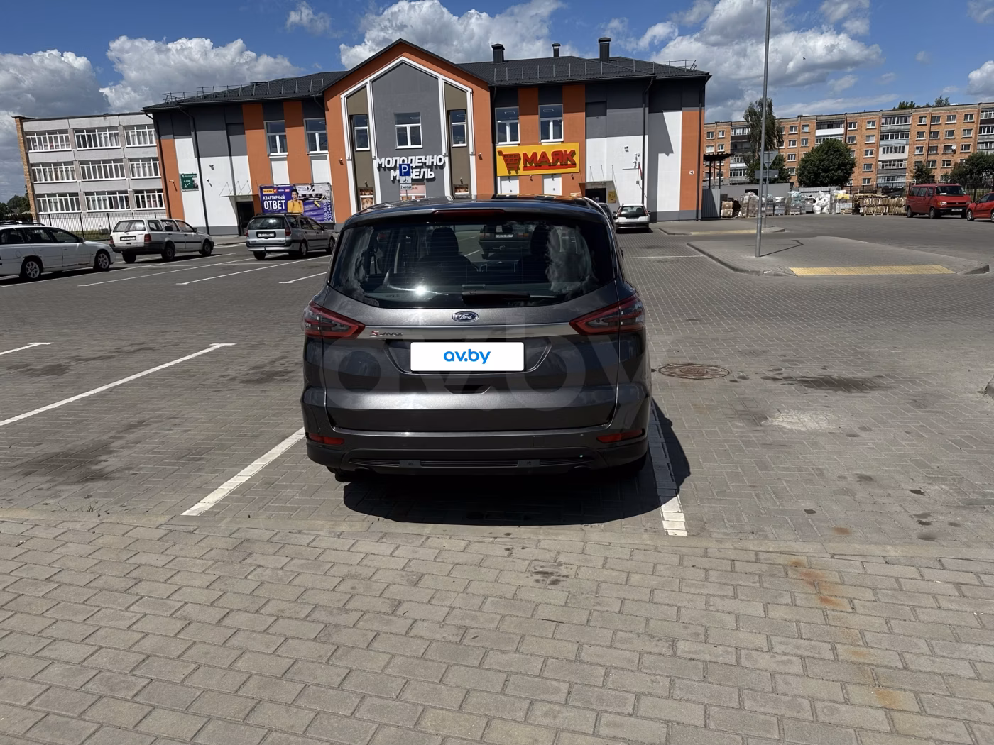 Ford S-MAX фото 5