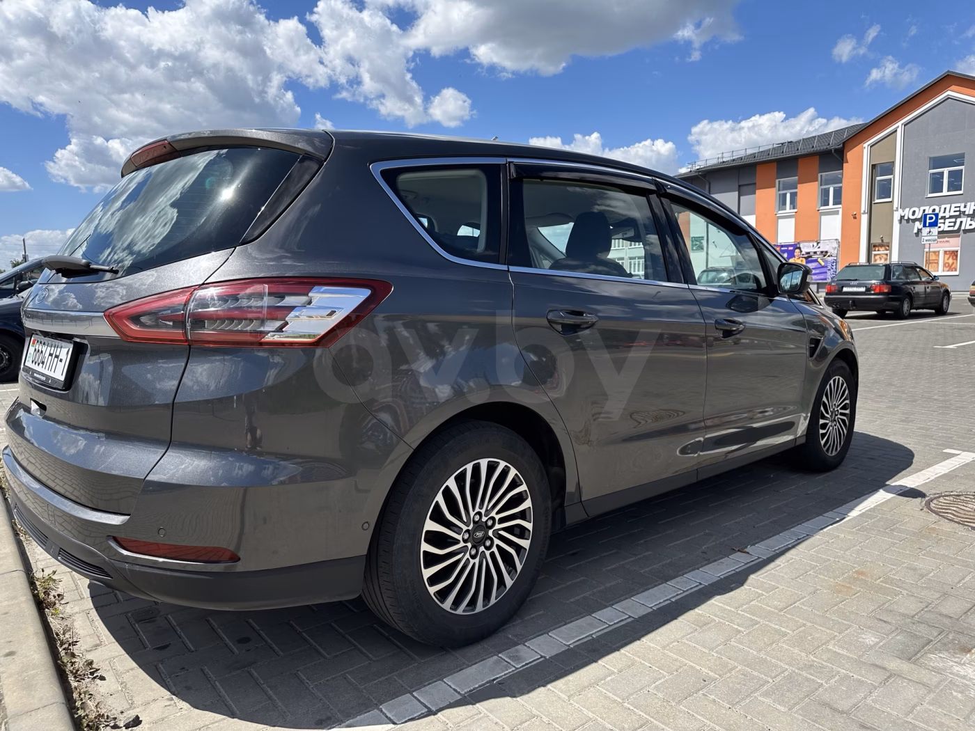 Ford S-MAX фото 6