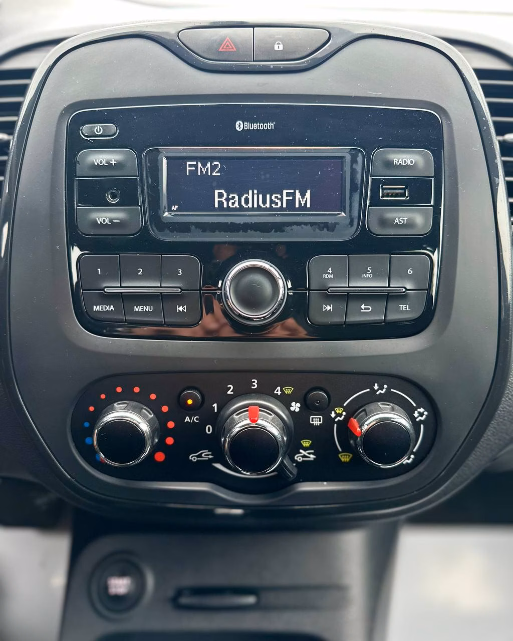 Renault Kaptur фото 16