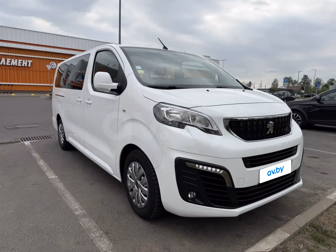 Peugeot Traveller
