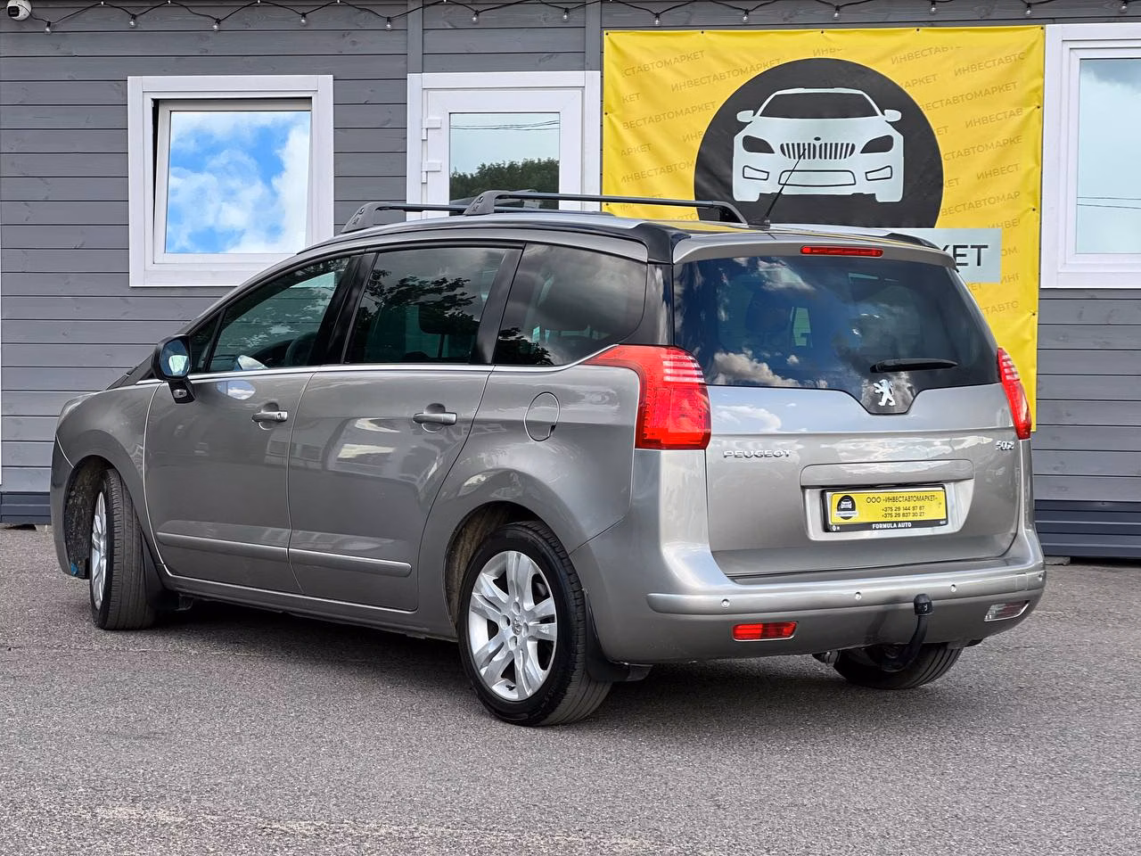 Peugeot 5008 фото 6