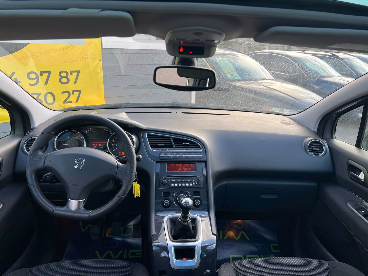 Peugeot 5008 фото 13