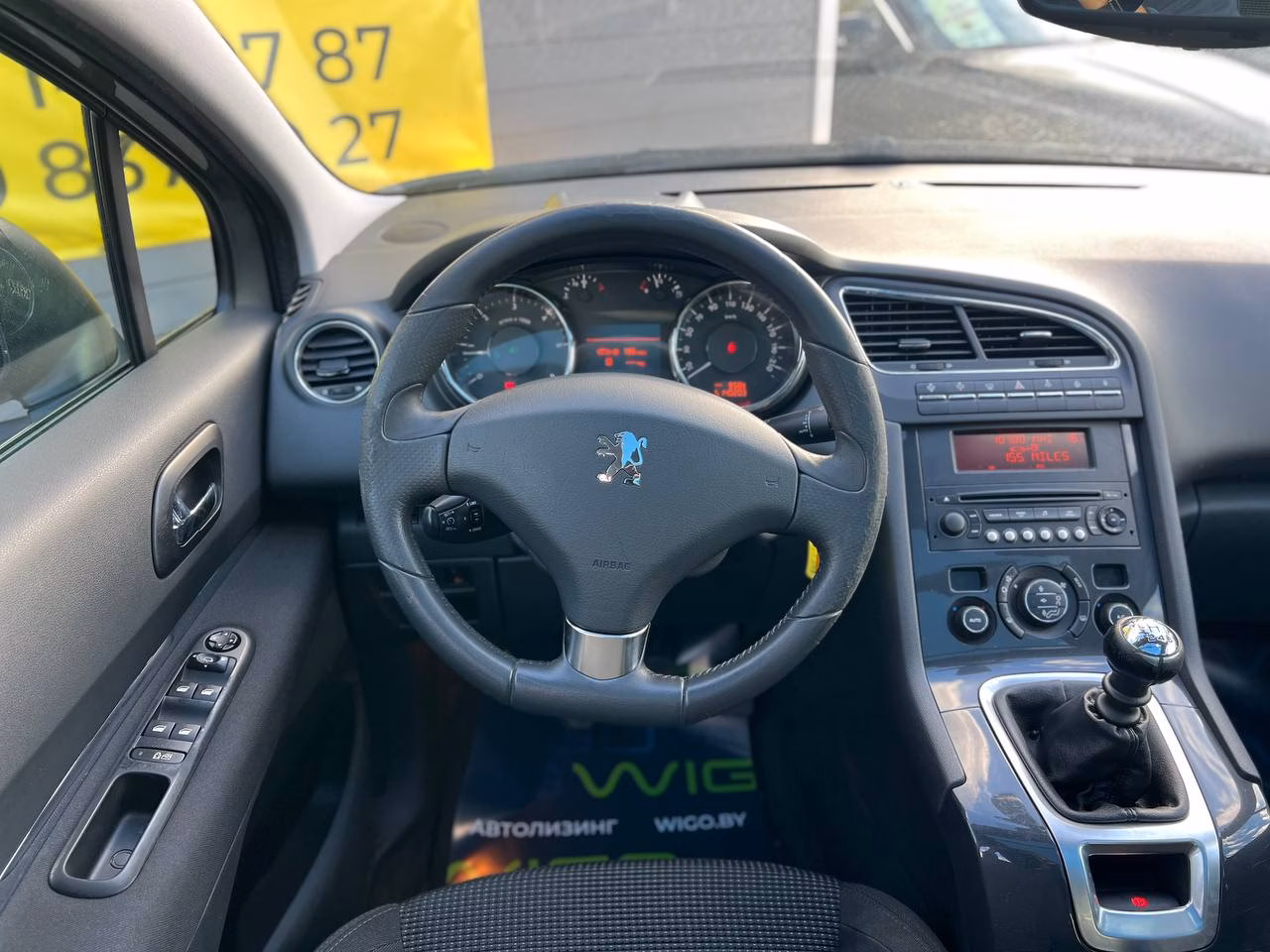 Peugeot 5008 фото 14