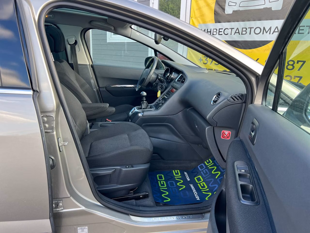 Peugeot 5008 фото 17