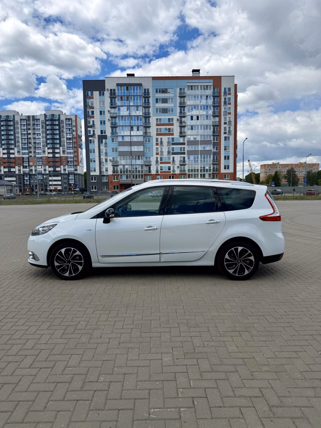 Renault Grand Scenic фото 2