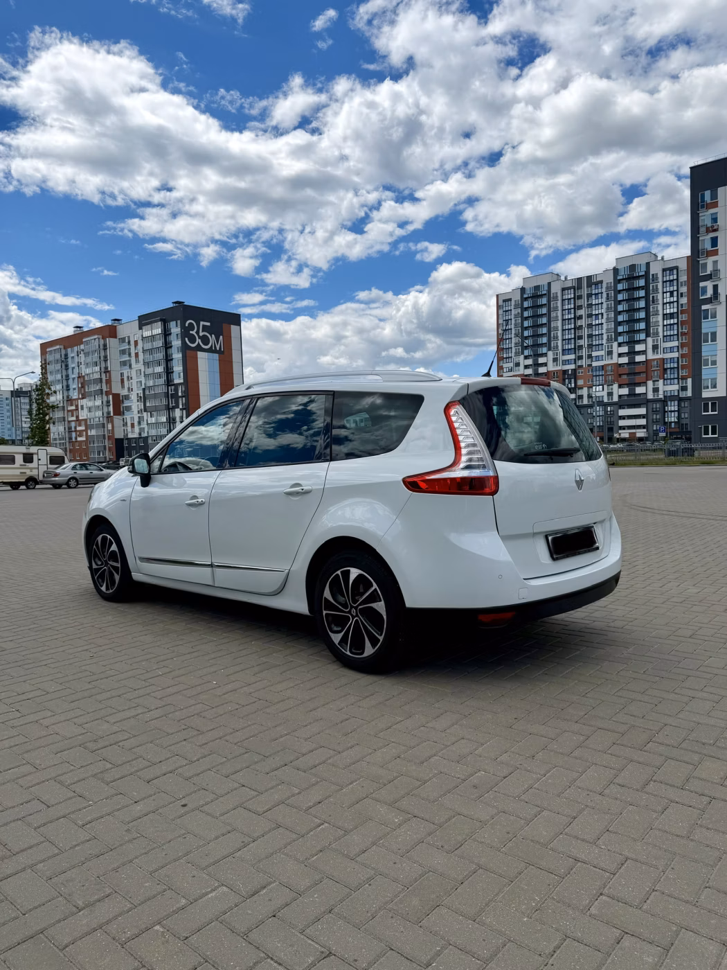 Renault Grand Scenic фото 5