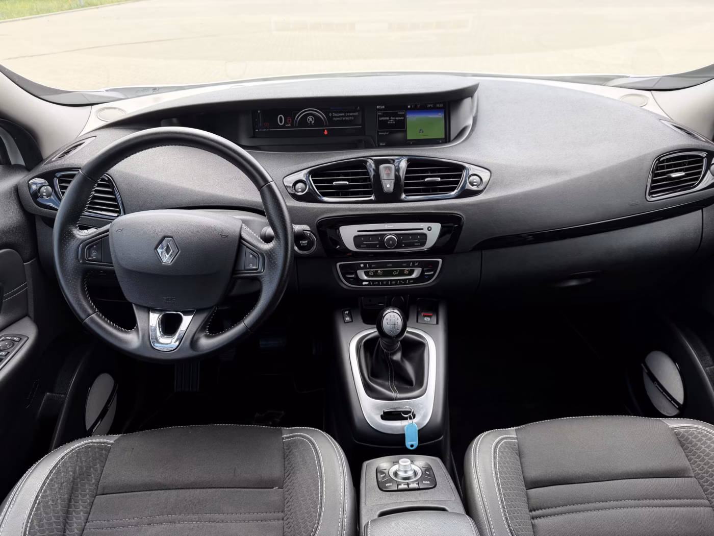 Renault Grand Scenic фото 10