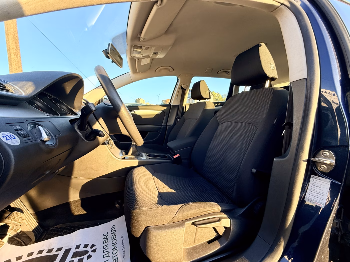 Volkswagen Passat фото 17
