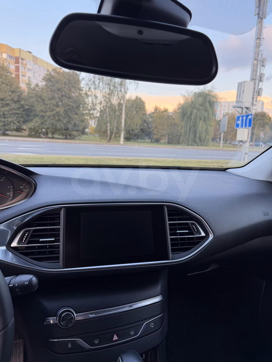 Peugeot 308 фото 9