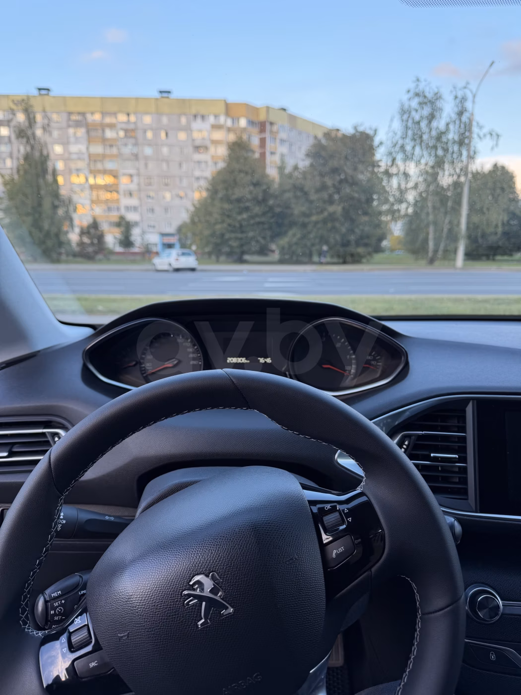 Peugeot 308 фото 10