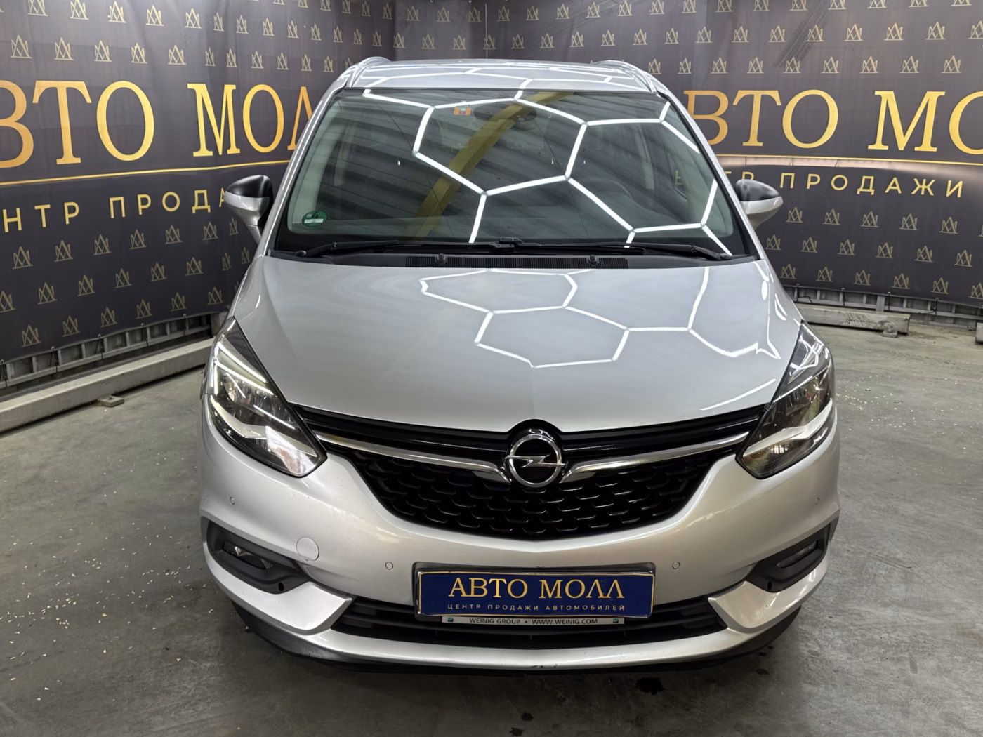Opel Zafira фото 2