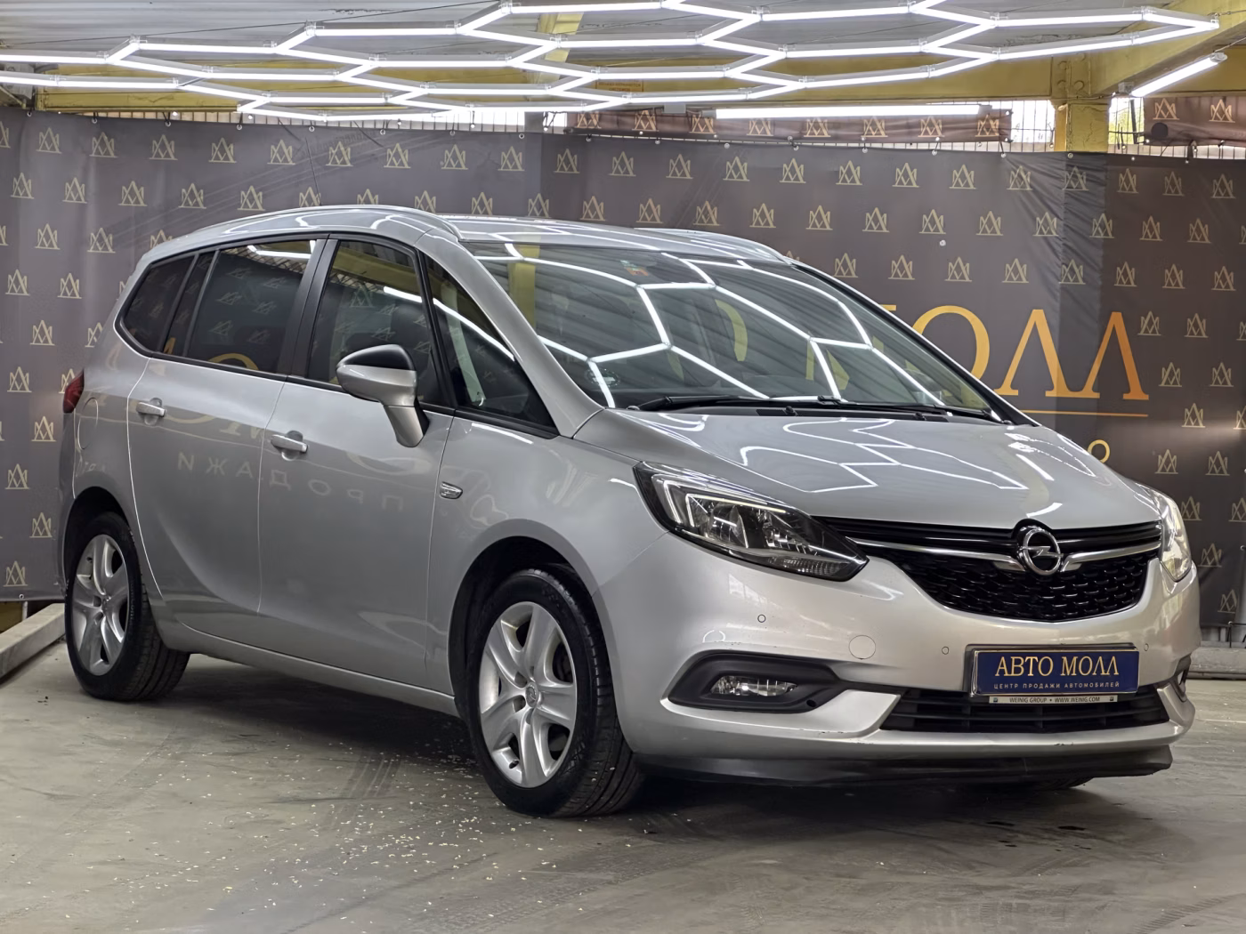 Opel Zafira фото 4
