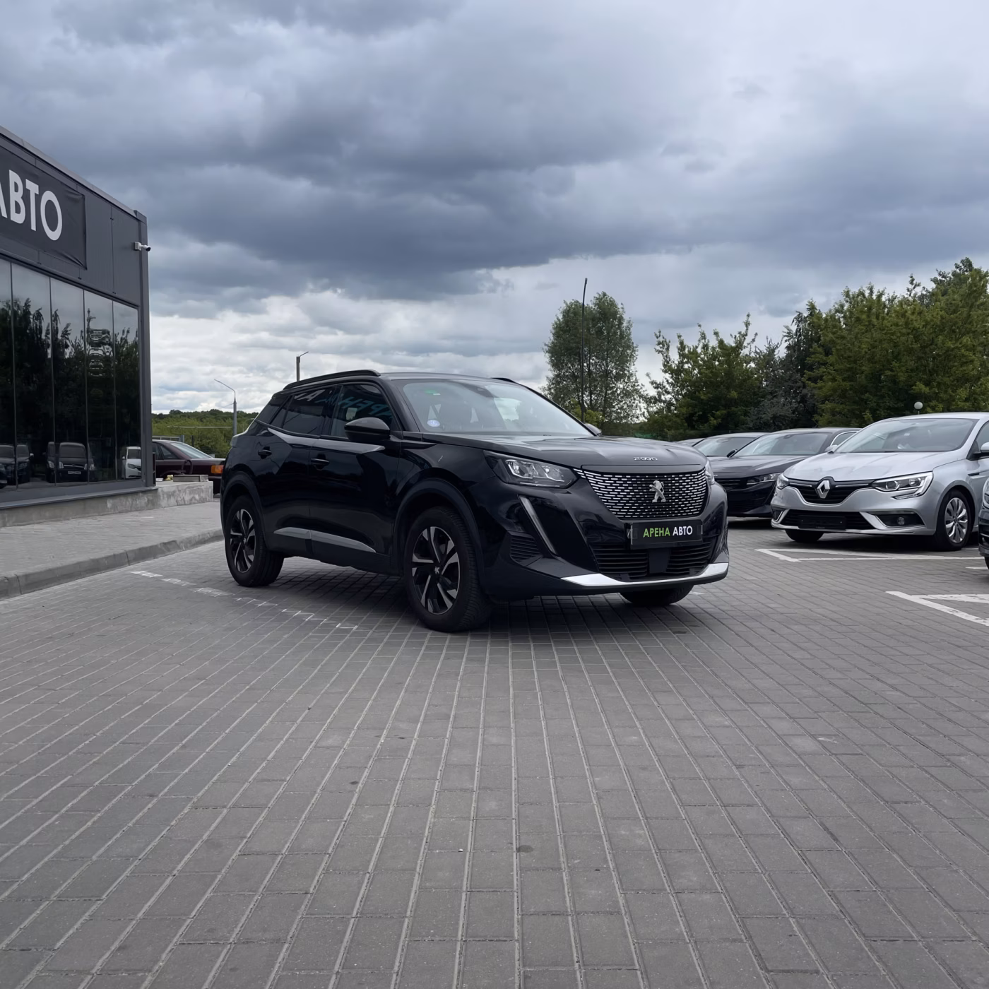 Peugeot 2008 фото 3