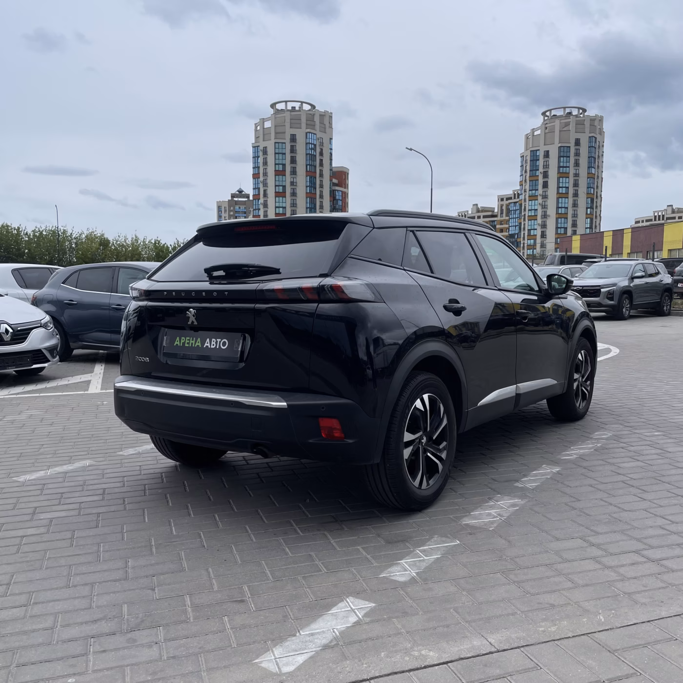 Peugeot 2008 фото 4